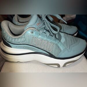 Puma Women's Aqua Sneakers